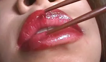 Tại 18, tôi muốn phim sex hay nhat moi hút của tôi lớn quá!