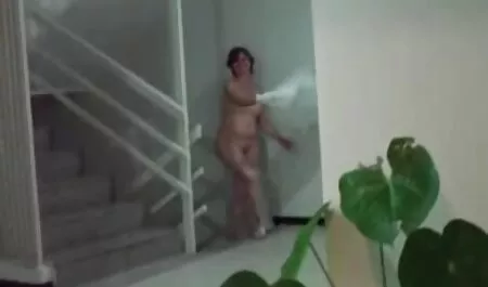 Hai cô gái có được phim sec mơi nhât với kem