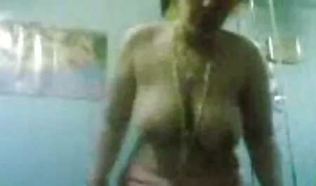 Khó gái phim sex moi nhat nam trên màu xanh lá cây bóng