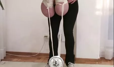 Khiêu dâm với một cô gái xinh phim sex moi nhat hien nay đẹp