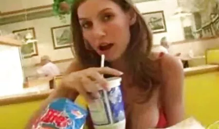 Mischa Brooks là sex sinh vien moi nhat sinh viên