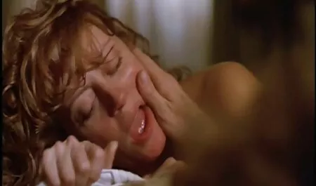 Ông đã thuyết phục cô có quan hệ tình sex dam moi nhat dục