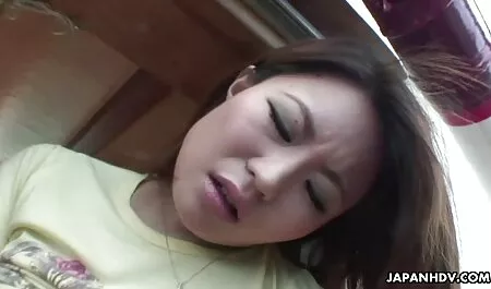 Cổ khiêu dâm cặp vợ rina ishihara moi nhat chồng già