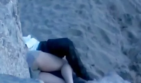 Thủ dâm, phim sex may bay ba gia moi nhat