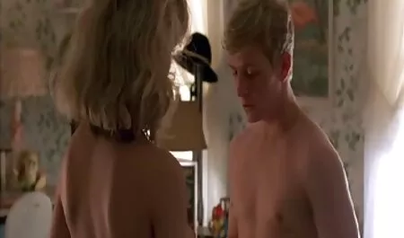 Nóng web phim sex moi nhat gang bang người trong văn phòng