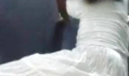Nhóm với hai sexx moi nhat cô gái
