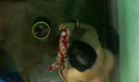 Cô ấy đã ném vào mặt nó. phim xnxx moi nhat