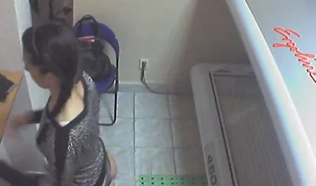 Nở Madison, một gã phim sex tre em moi nhat đeo mặt nạ