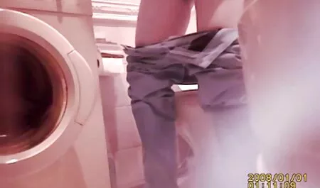 Vuốt ve cơ thể của phim sex chi dau moi nhat bạn trong phòng tắm